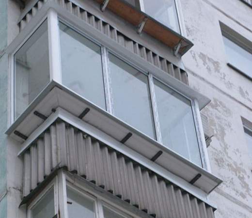 Остекление балкона с выносом подоконника с 3 сторон парапета в Жуковском