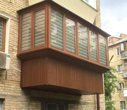 Остекление балконов с выносом подоконника в Жуковском