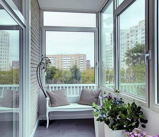 Холодное остекление балкона панорамными окнами в Жуковском