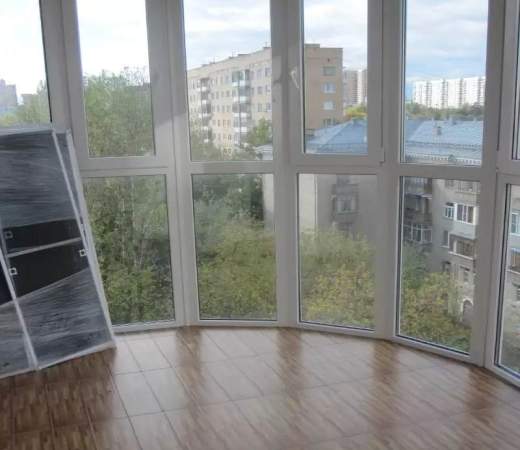 Панорамное остекление балконов и лоджий в Жуковском